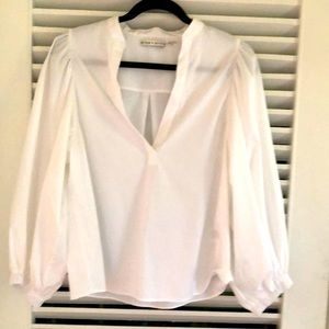Beautiful Alice + Olivia Blouse